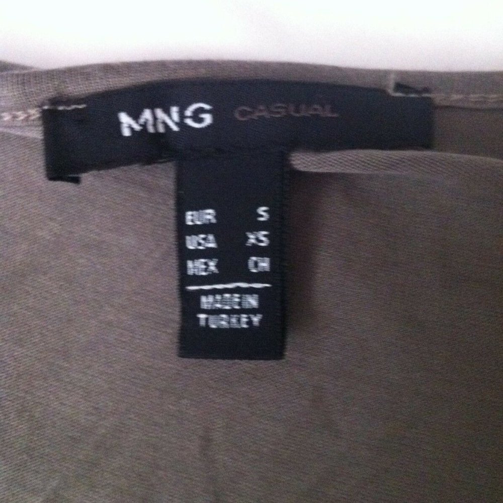 Nwot Mango Leopard Print Sequins Embellished Shor… - image 2